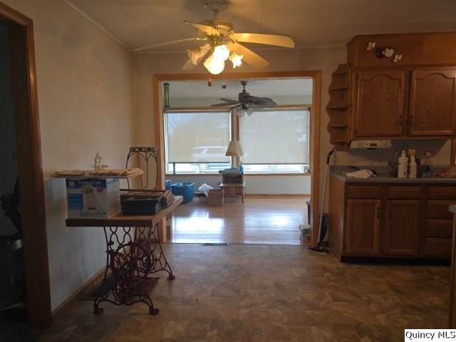 1741 Linn Street, Hamilton, IL 62341