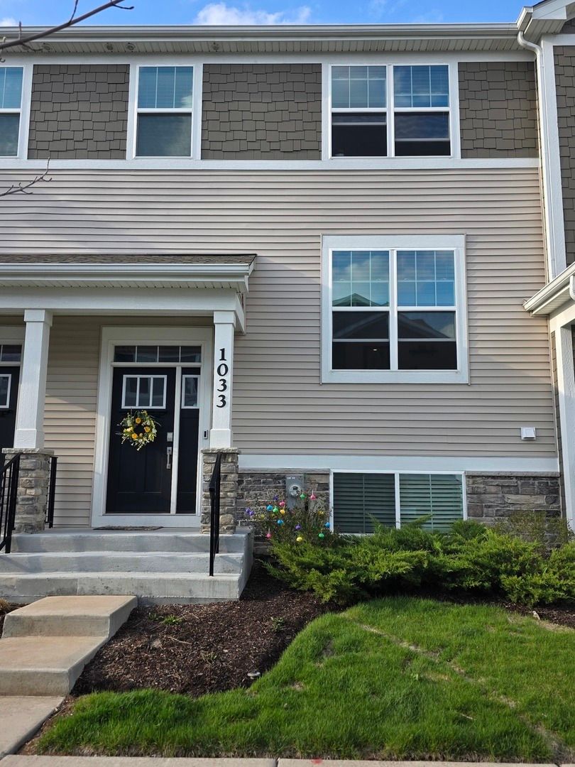1033 Atterberg Road — South Elgin, IL 60177