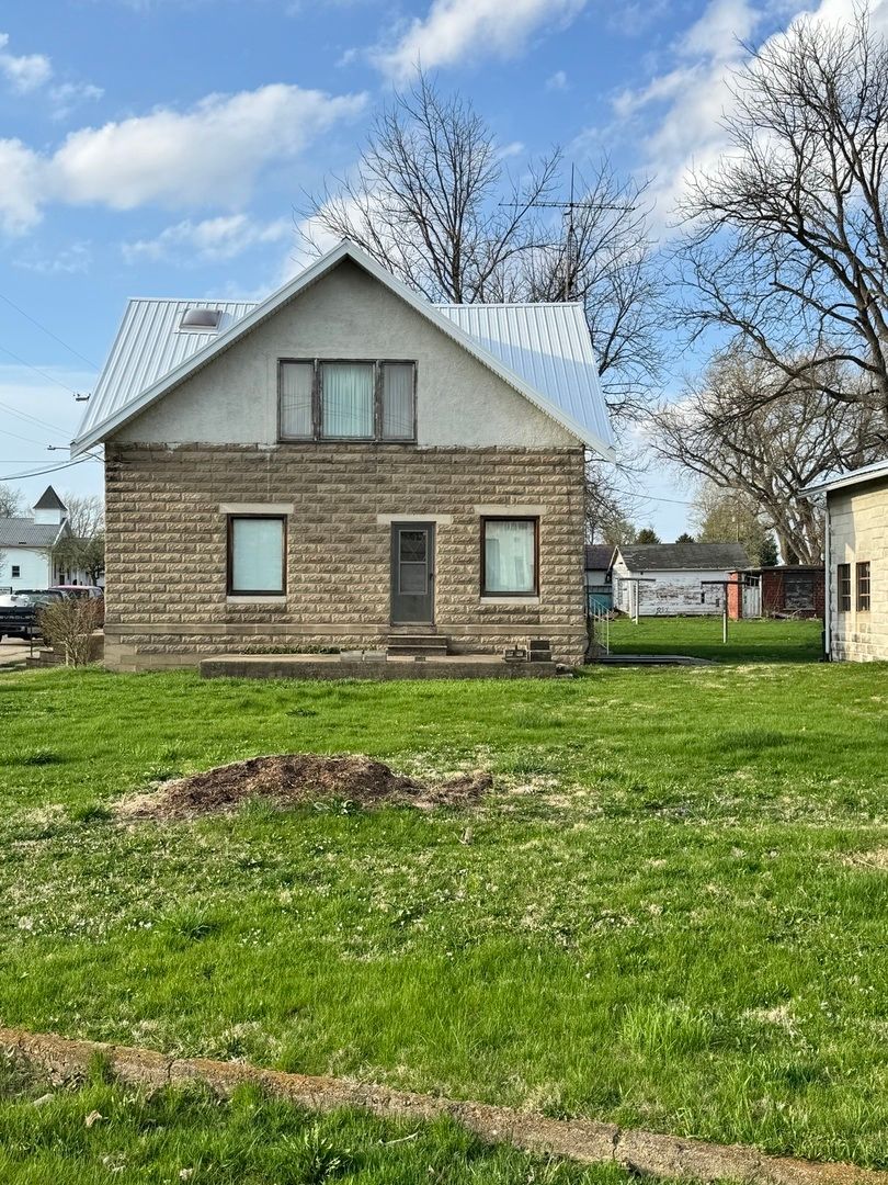 27842 2600 E Street, Van Orin, IL 61374