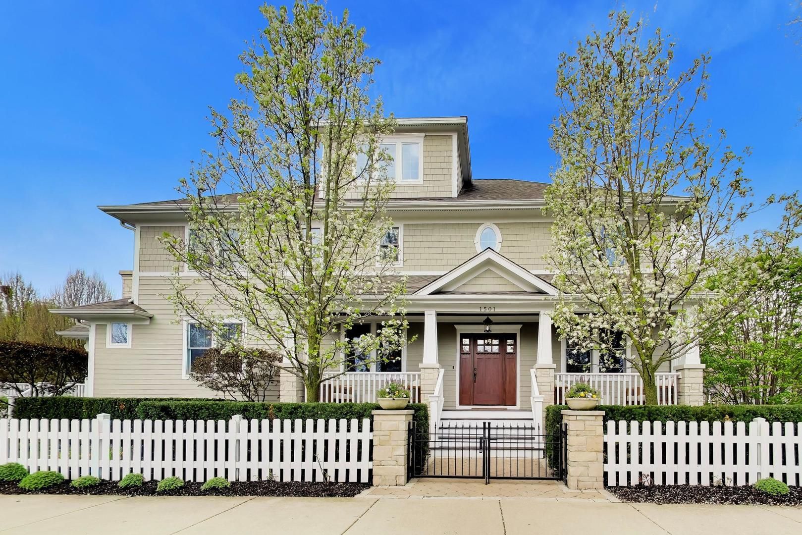 1501 CENTRAL Avenue — Wilmette, IL 60091