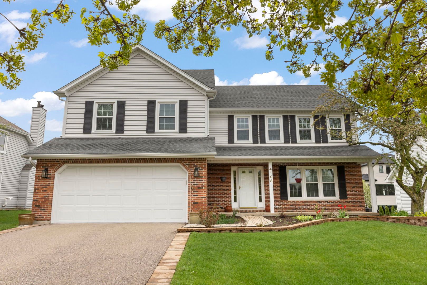 4108 Schillinger Drive — Naperville, IL 60564