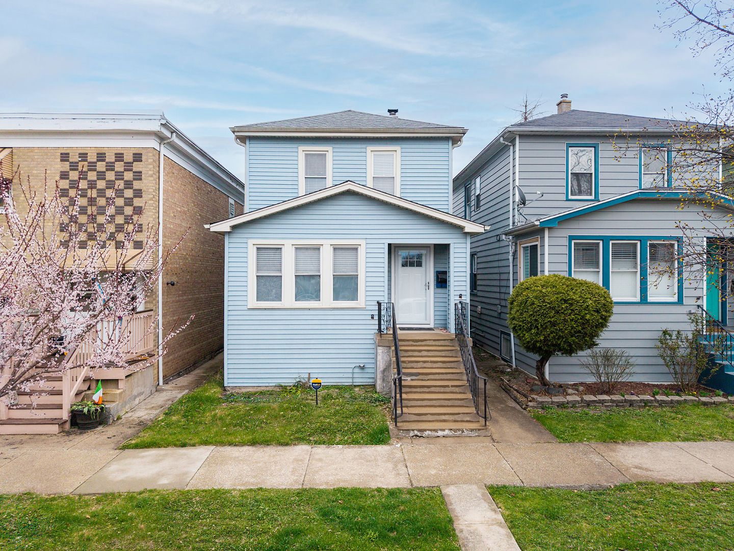 1217 Elmwood Avenue — Berwyn, IL 60402