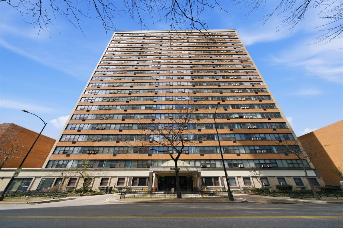 6030 SHERIDAN Road, Chicago, IL 60660