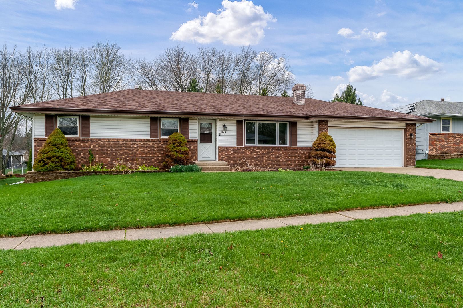 4420 HARVEST Trail — Loves Park, IL 61111