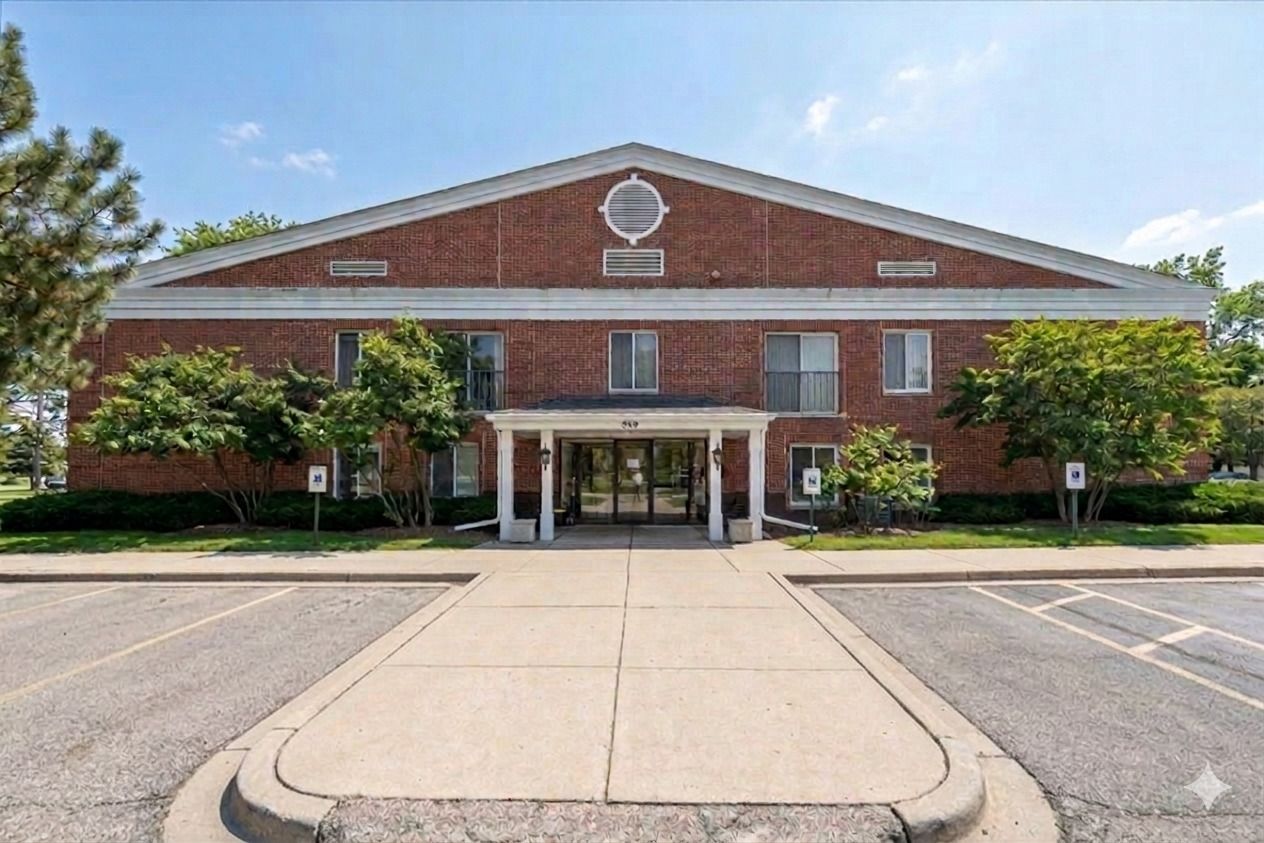 800 Ridge Road #117 — Wilmette, IL 60091