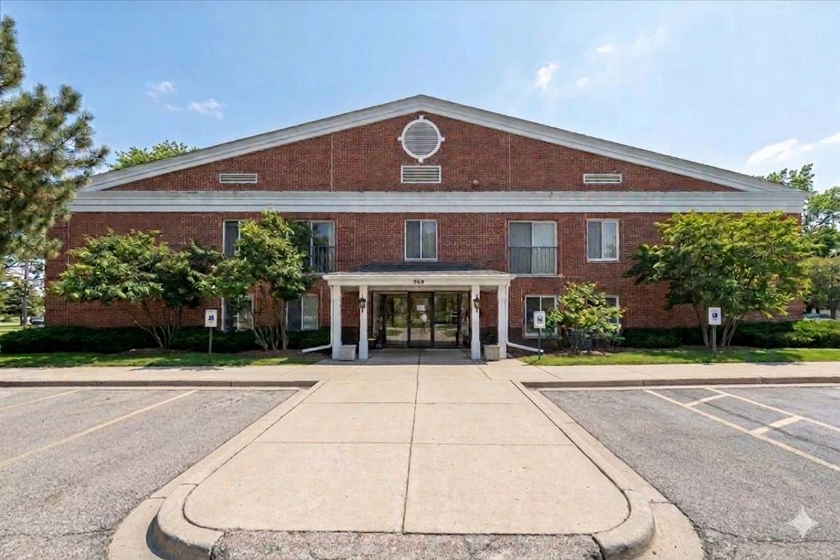 800 Ridge Road, Wilmette, IL 60091