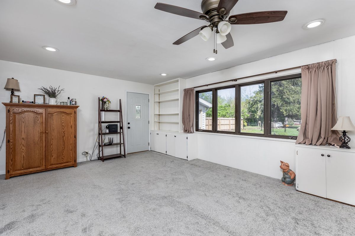 1519 IL Route 18, Streator, IL 61364