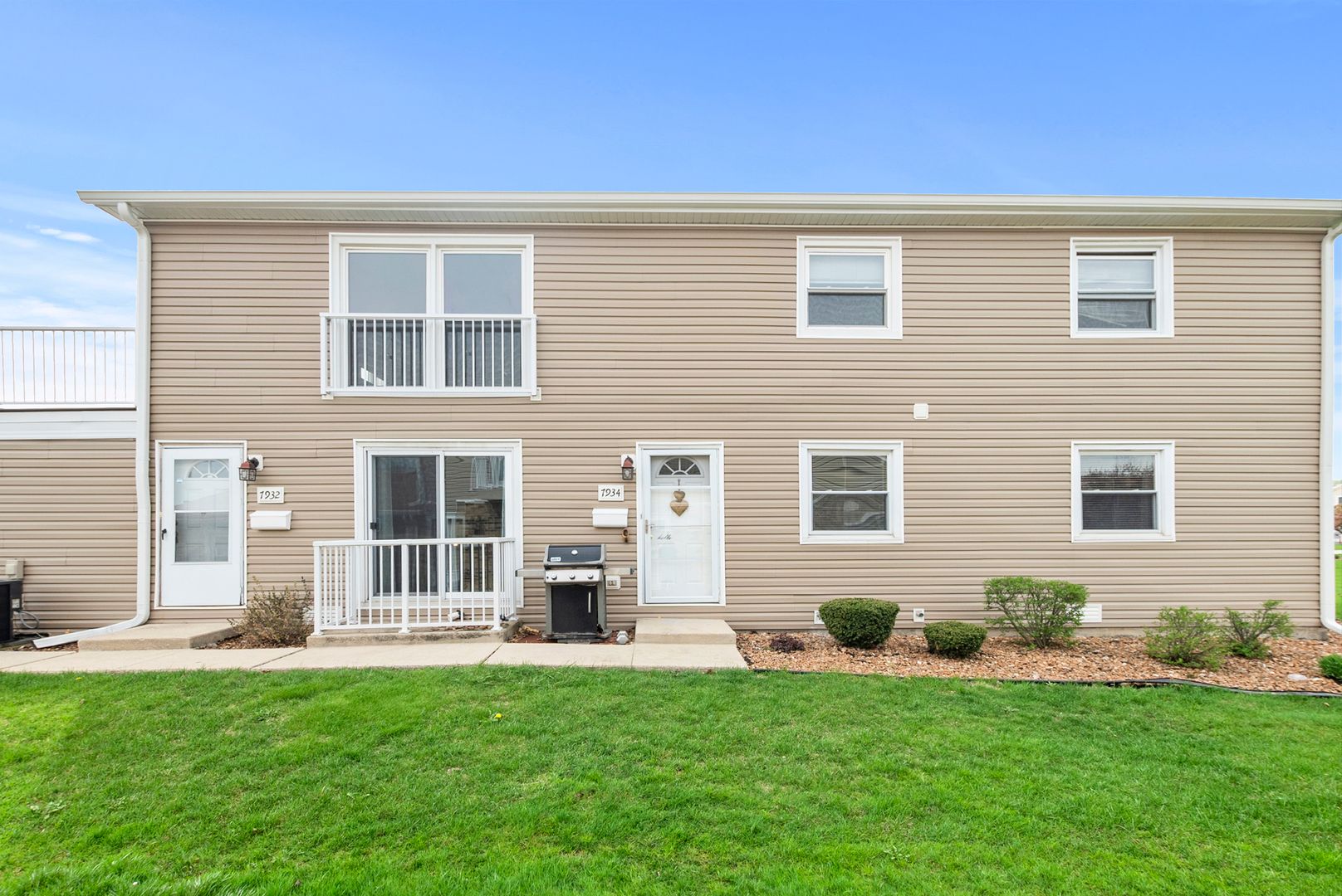 7934 164th Place #7934 — Tinley Park, IL 60477