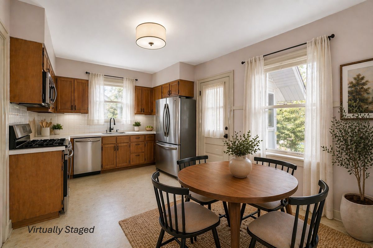 415 Elmhurst Street, Valparaiso, IN 46385