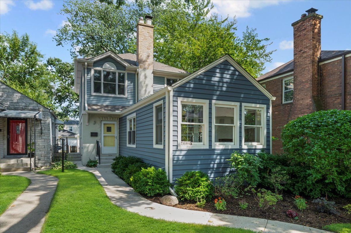 8449 N Kedvale Avenue — Skokie, IL 60076