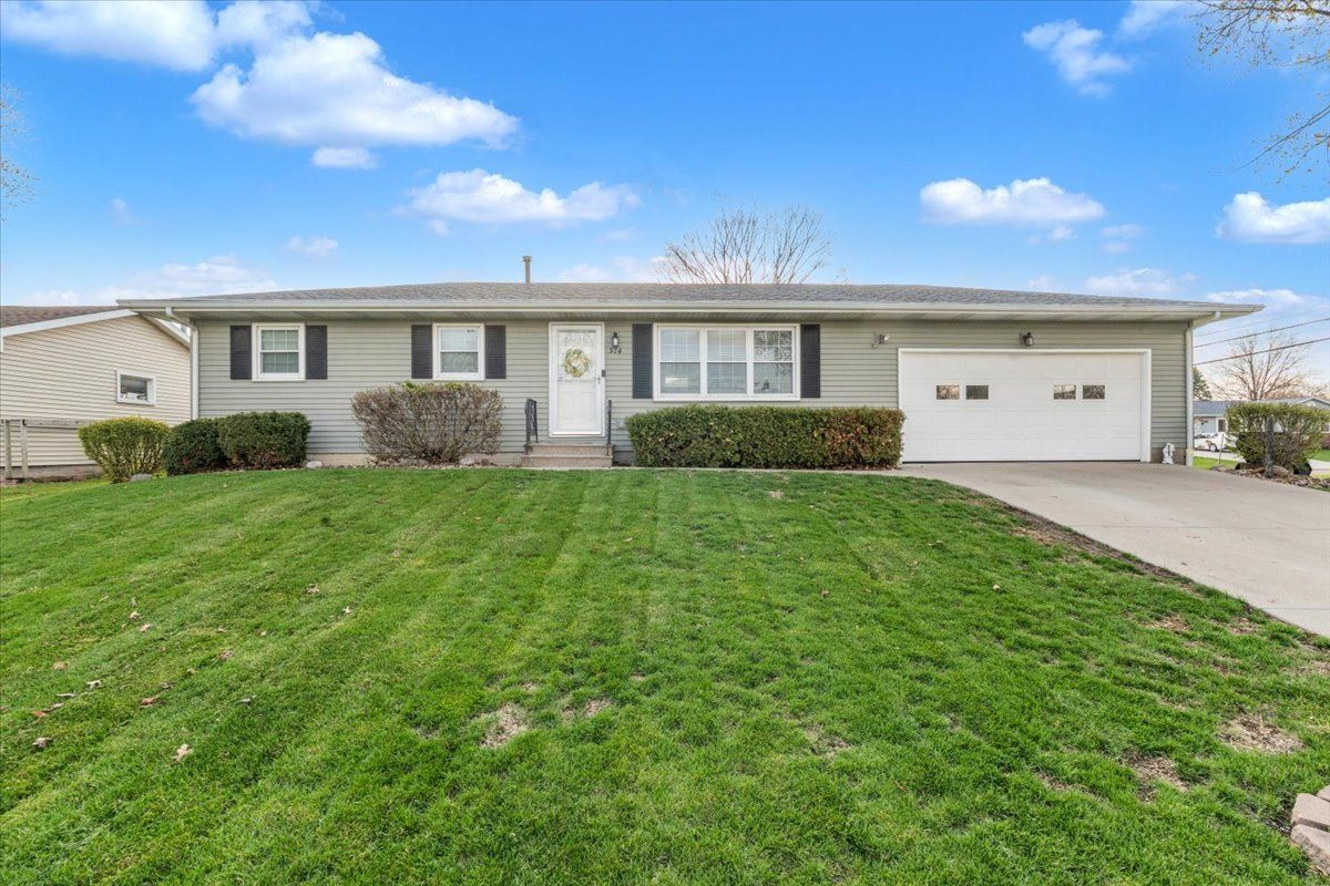 514 12th Avenue — Hampton, IL 61256