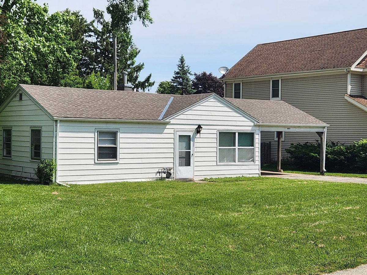 441 Linden Lane, Antioch, IL 60002