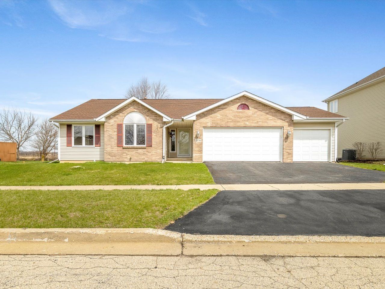 2170 Burnett Drive — Belvidere, IL 61008
