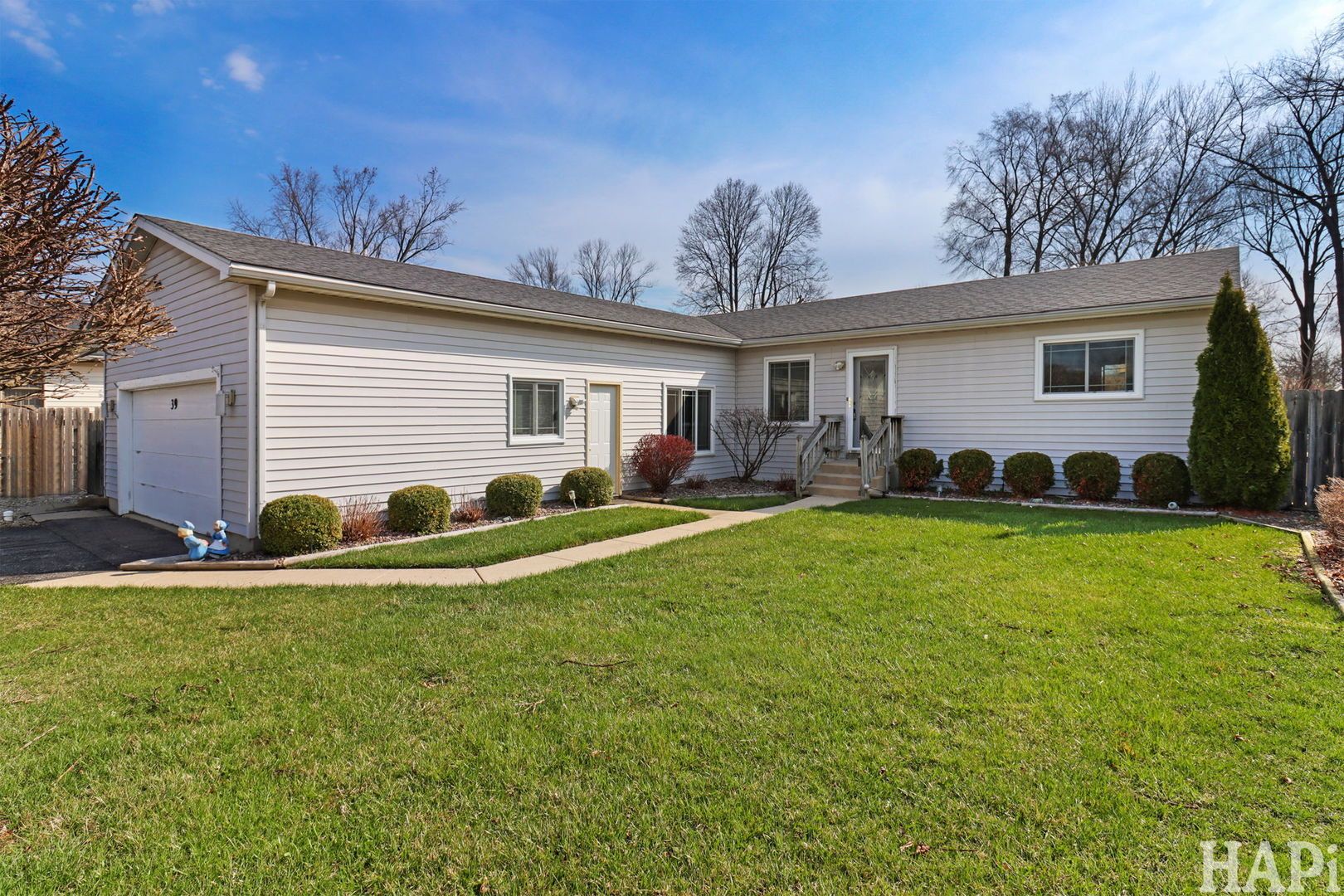 39 Lippincott Road — Fox Lake, IL 60020