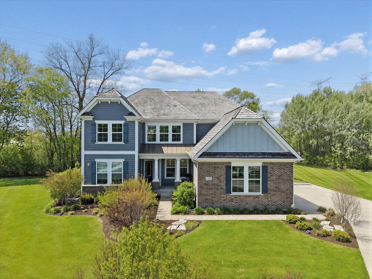 1329 Blackberry Court, Libertyville, IL 60048