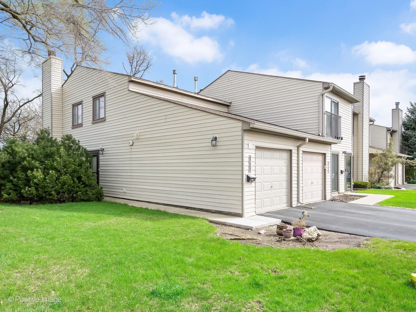 1824 Whidden Avenue — Downers Grove, IL 60516