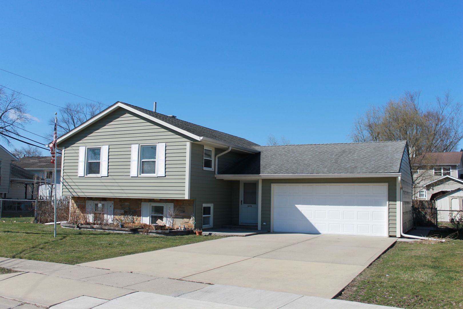 1470 Elizabeth Street — Glendale Heights, IL 60139