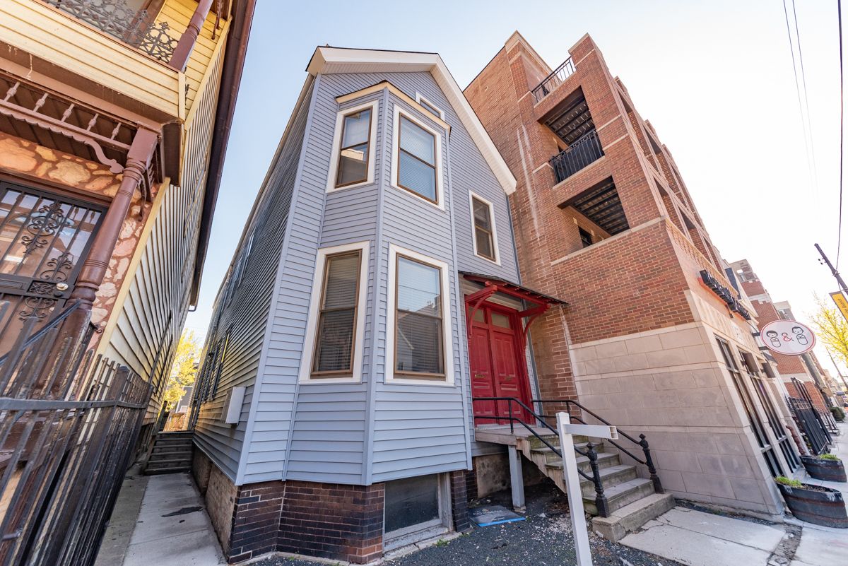 1431 BELMONT Avenue, Chicago, IL 60657