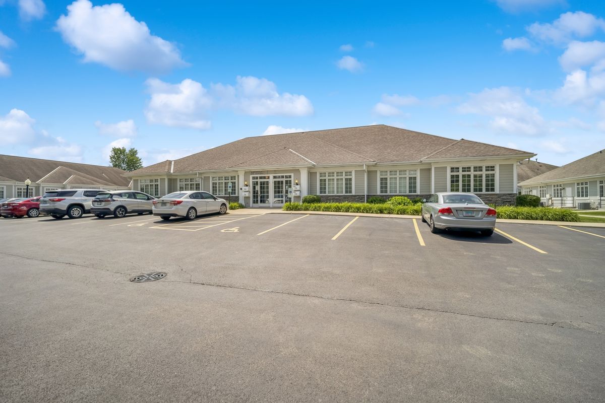 710 Fox Glen Court, Barrington, IL 60010