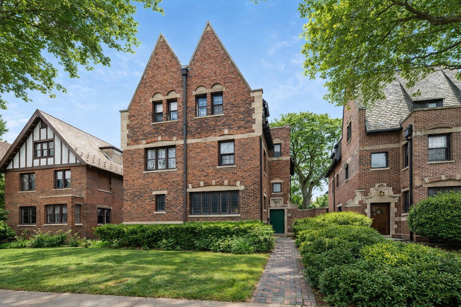 5309 S Greenwood Avenue — Chicago, IL 60615