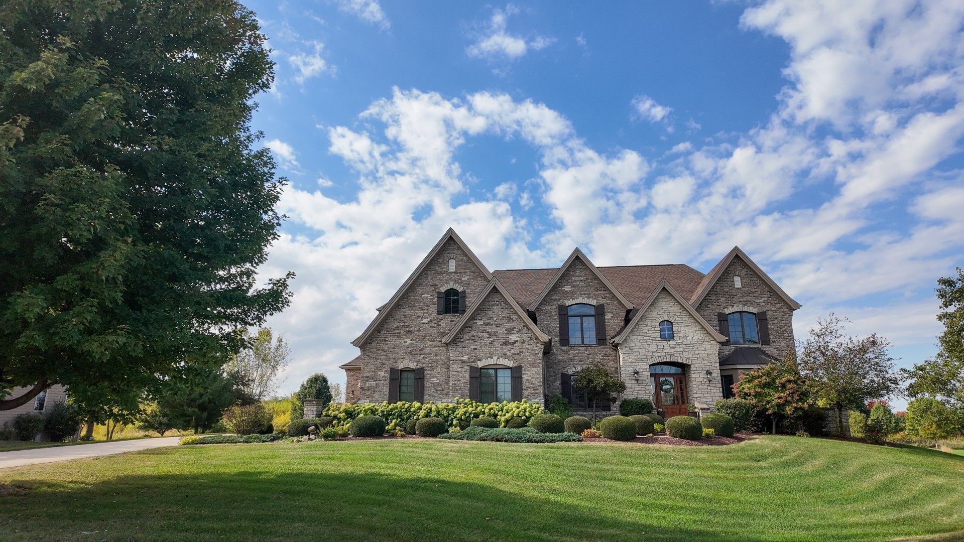 7542 Thornhill Court — Yorkville, IL 60560