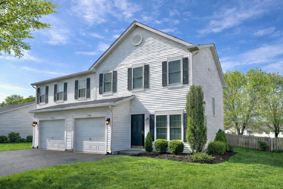 704 Shannon Drive, Romeoville, IL 60446