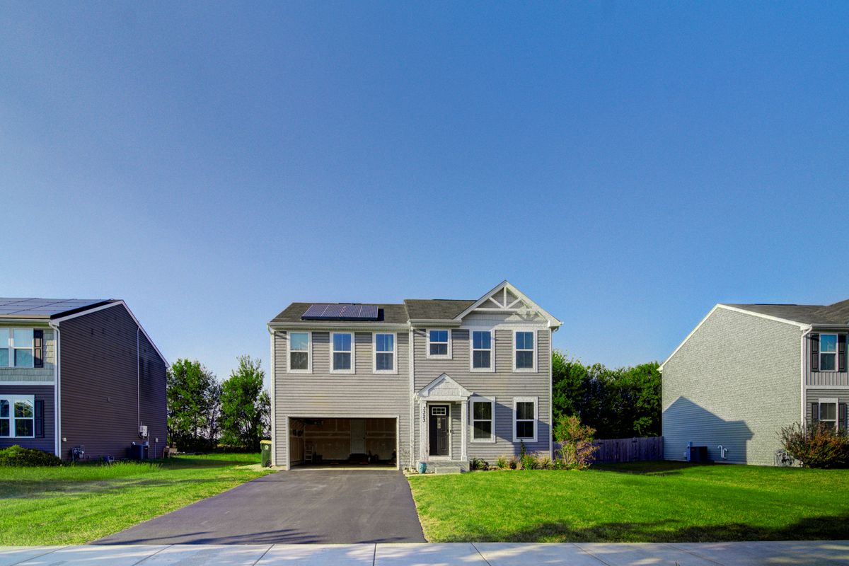 3323 Caledonia Drive, Yorkville, IL 60560