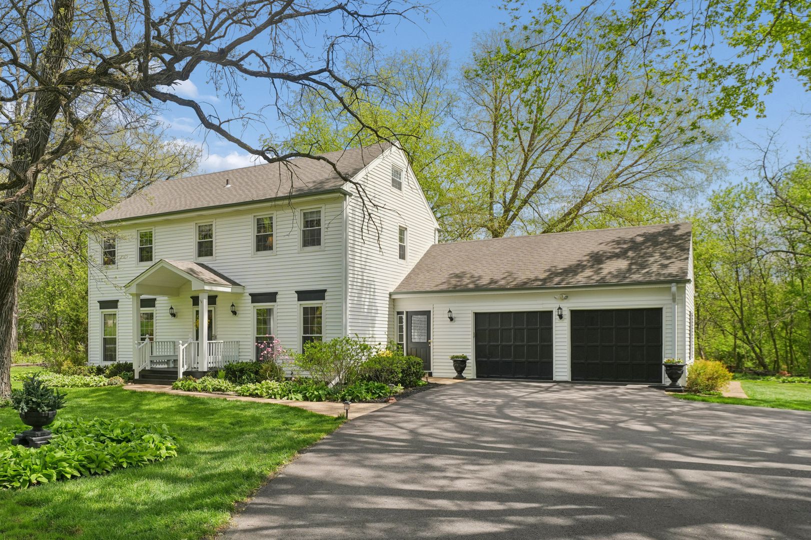 21063 N Middleton Drive — Kildeer, IL 60047