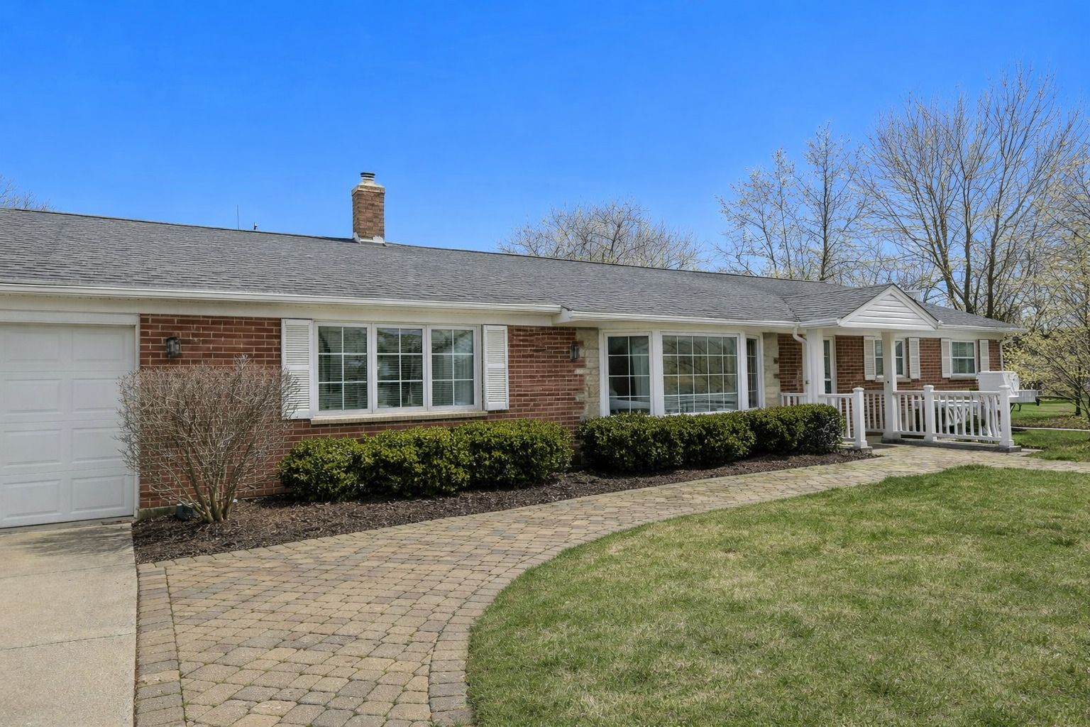 3843 Springdale Avenue — Glenview, IL 60025