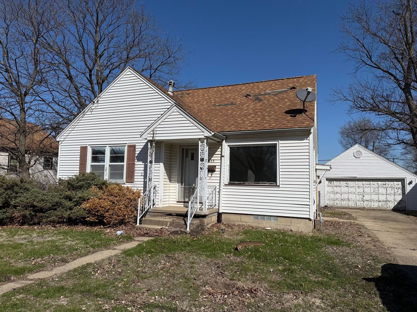 2123 W ANTOINETTE Street — Peoria, IL 61605