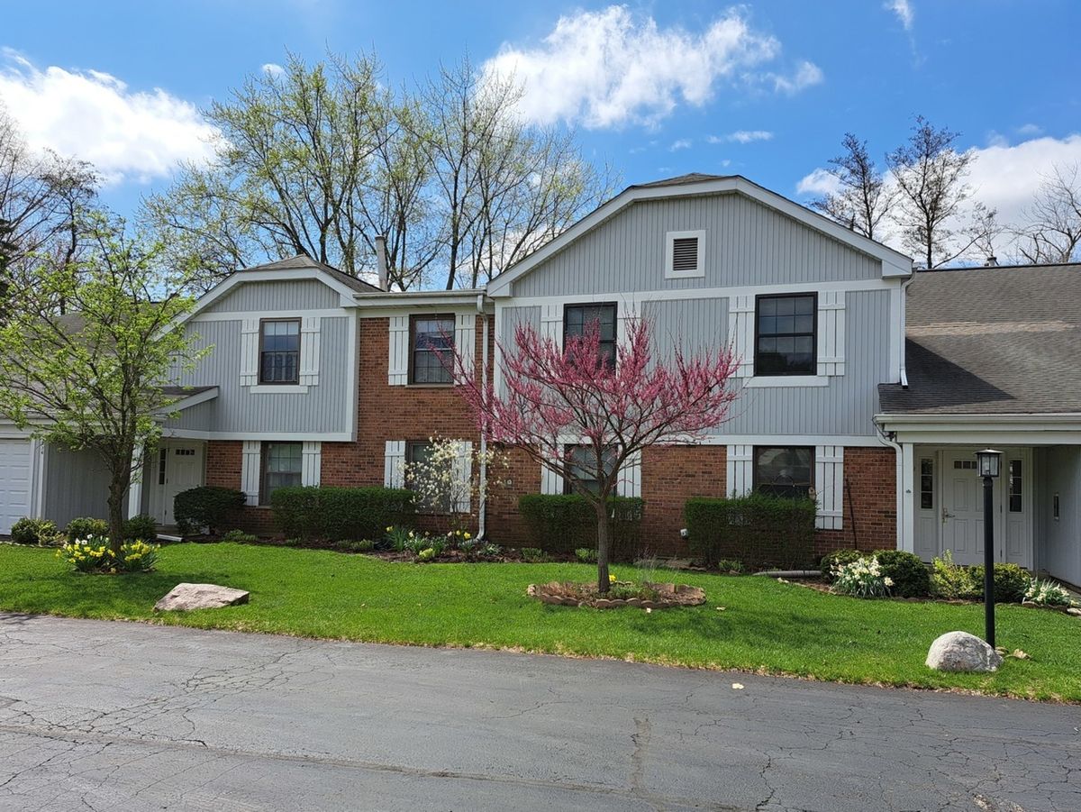 374 Southbury Court, Schaumburg, IL 60193