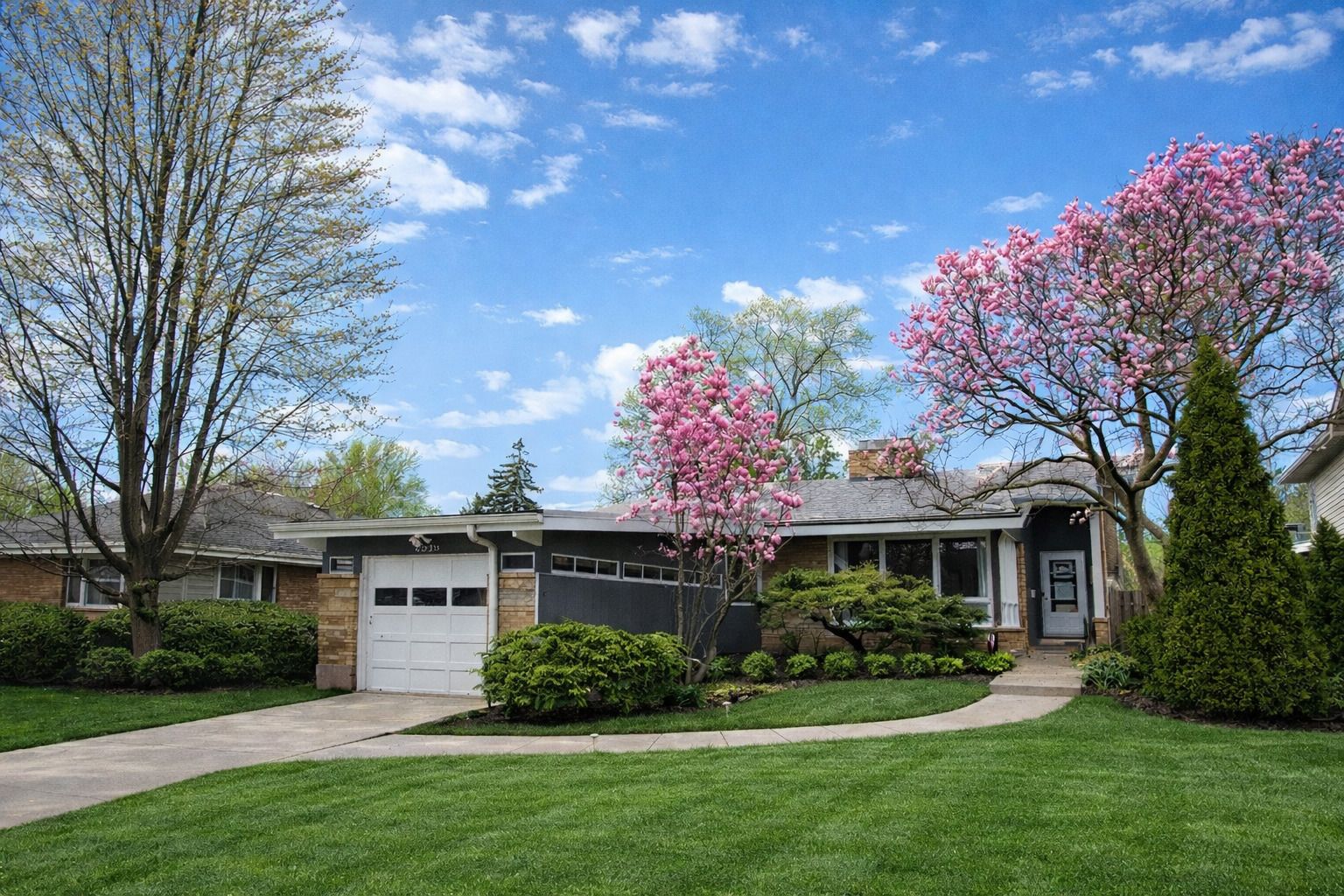 2038 Highland Avenue — Wilmette, IL 60091