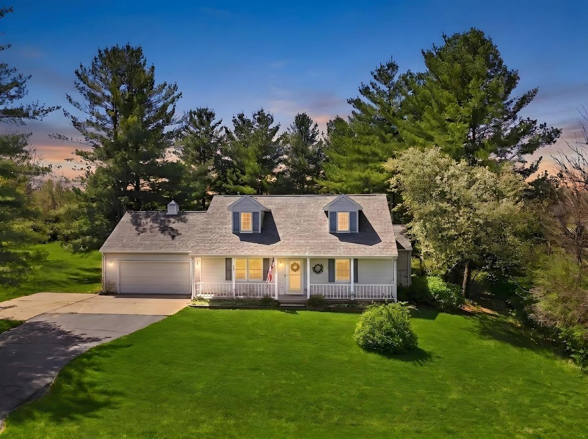 405 Mississippi Drive, Dixon, IL 61021