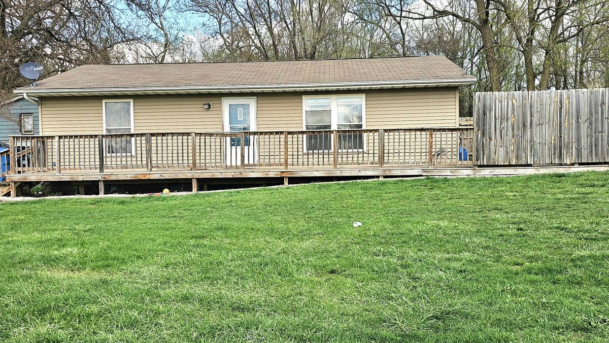 1100 Lincoln Avenue, Dixon, IL 61021