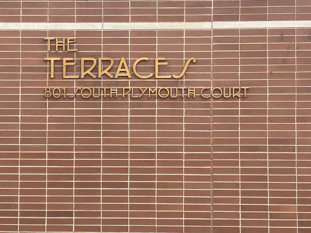 801 Plymouth Court, Chicago, IL 60605