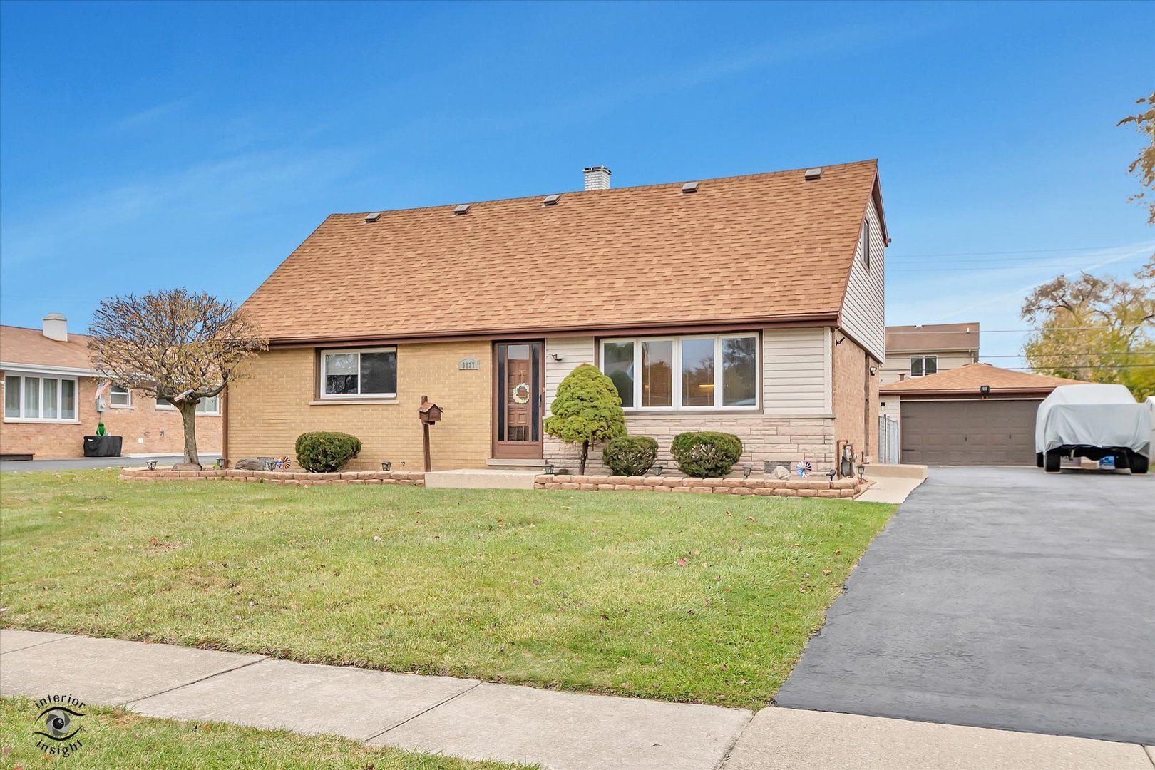 9137 Orchard Lane — Bridgeview, IL 60455