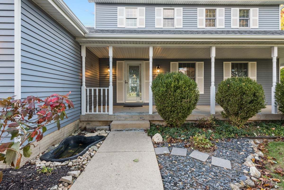 1045 Linda Lane, Lake Holiday, IL 60548