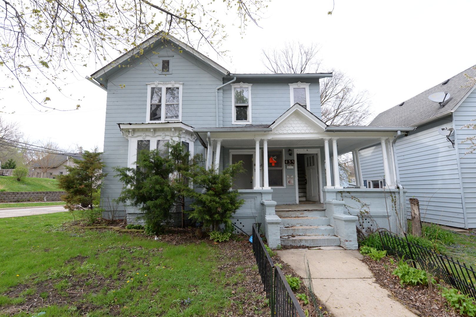 435 W Marion Street — Joliet, IL 60436