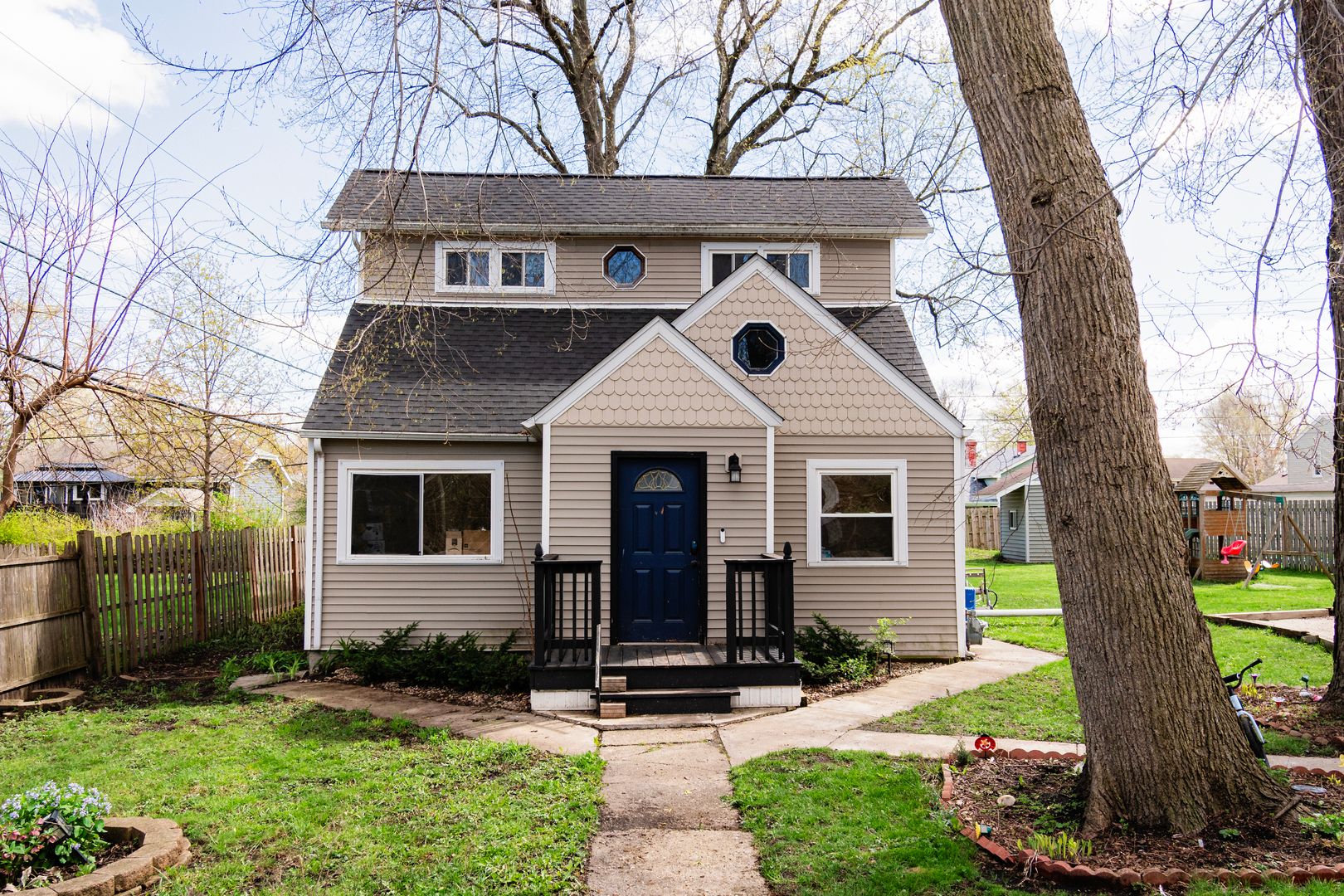 5321 Cleveland Drive — McHenry, IL 60050