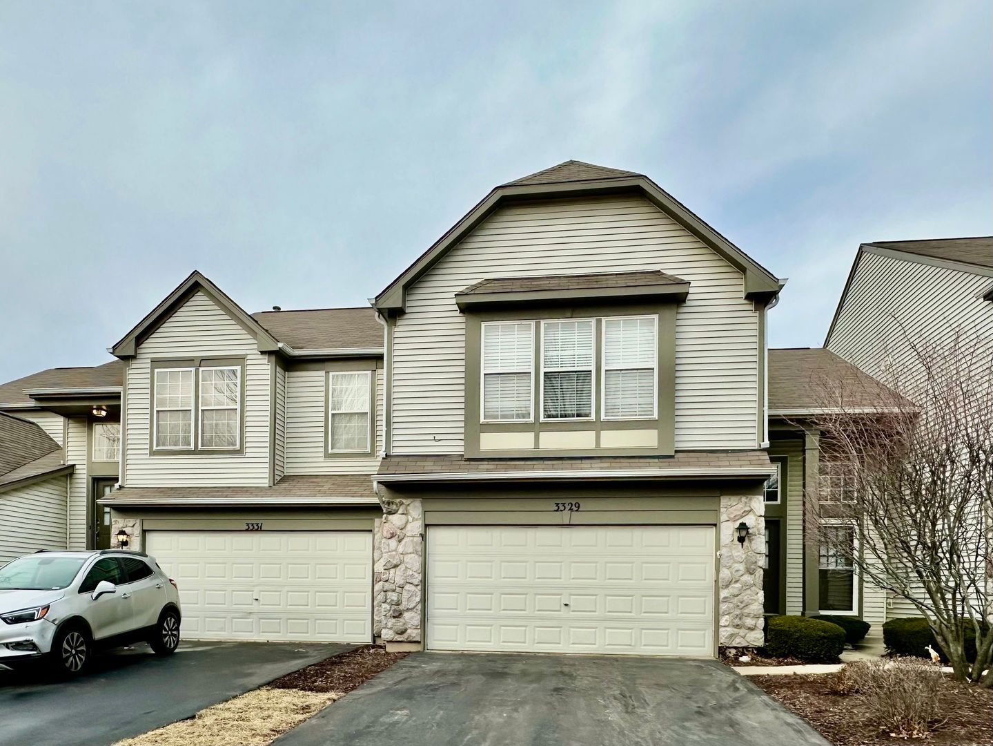 3329 Bromley Lane #3329 — Aurora, IL 60502