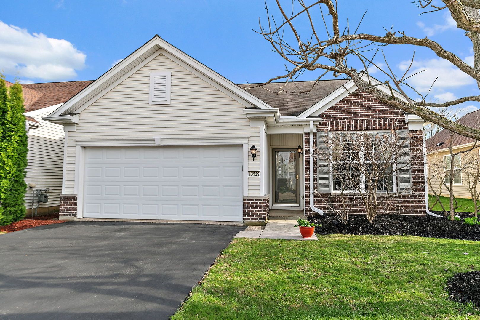 13529 Lehigh Street — Huntley, IL 60142