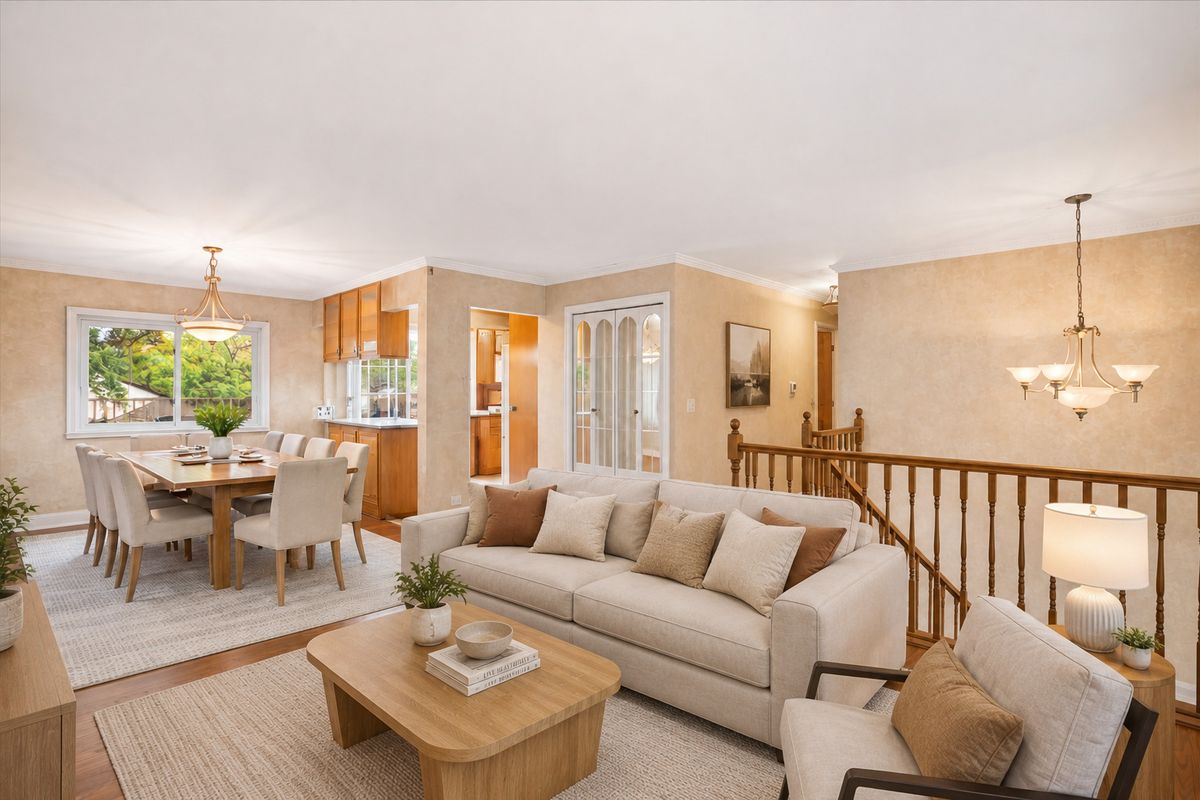 1151 W Bryn Mawr Avenue, Roselle, IL 60172