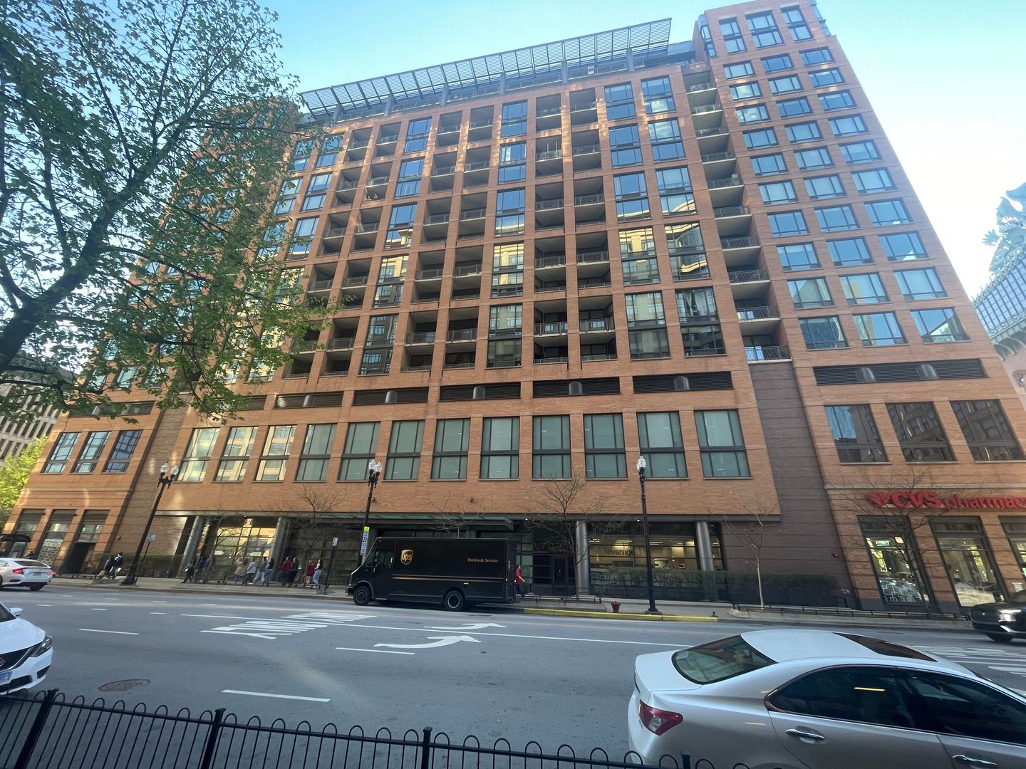 520 S State Street #1201 — Chicago, IL 60605