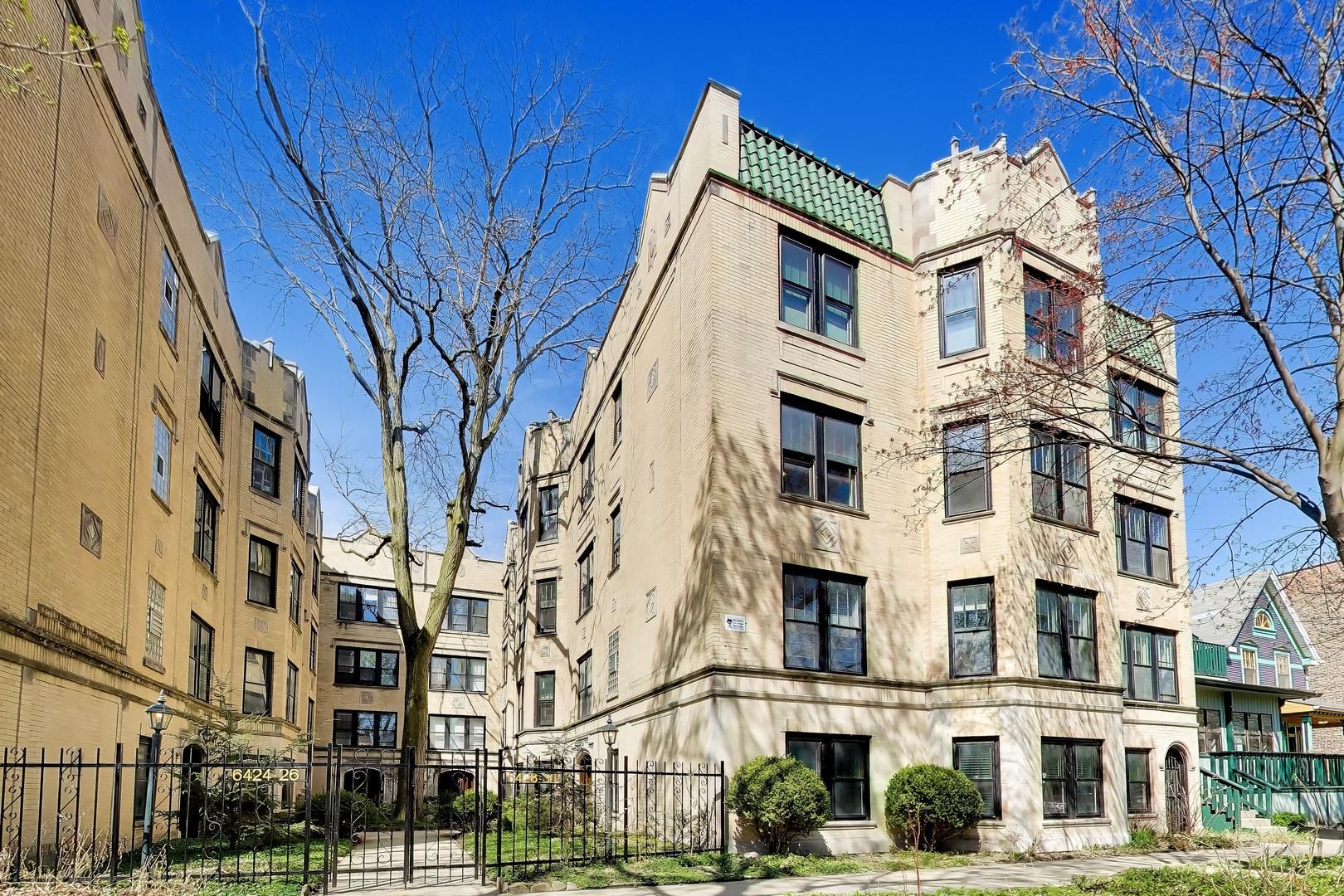 6430 N Glenwood Avenue #2J — Chicago, IL 60626