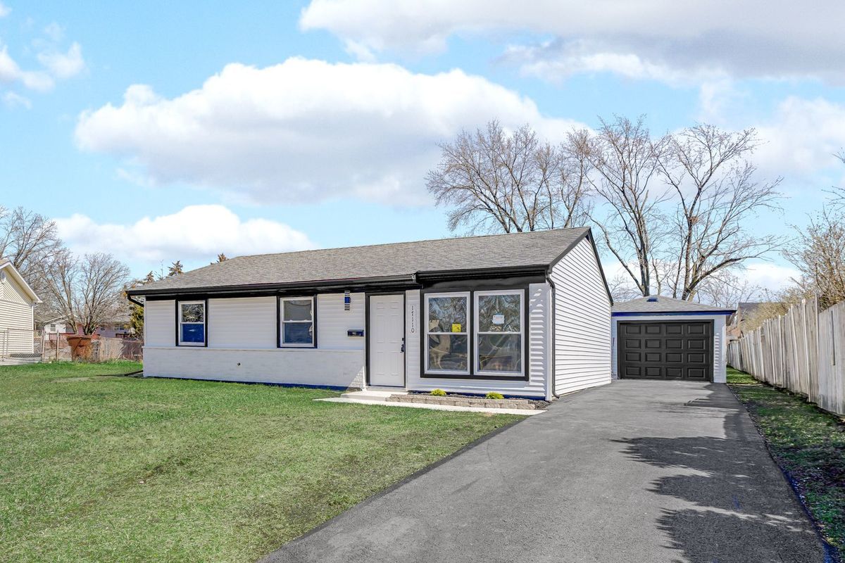 17110 Apple Tree Drive, Country Club Hills, IL 60478