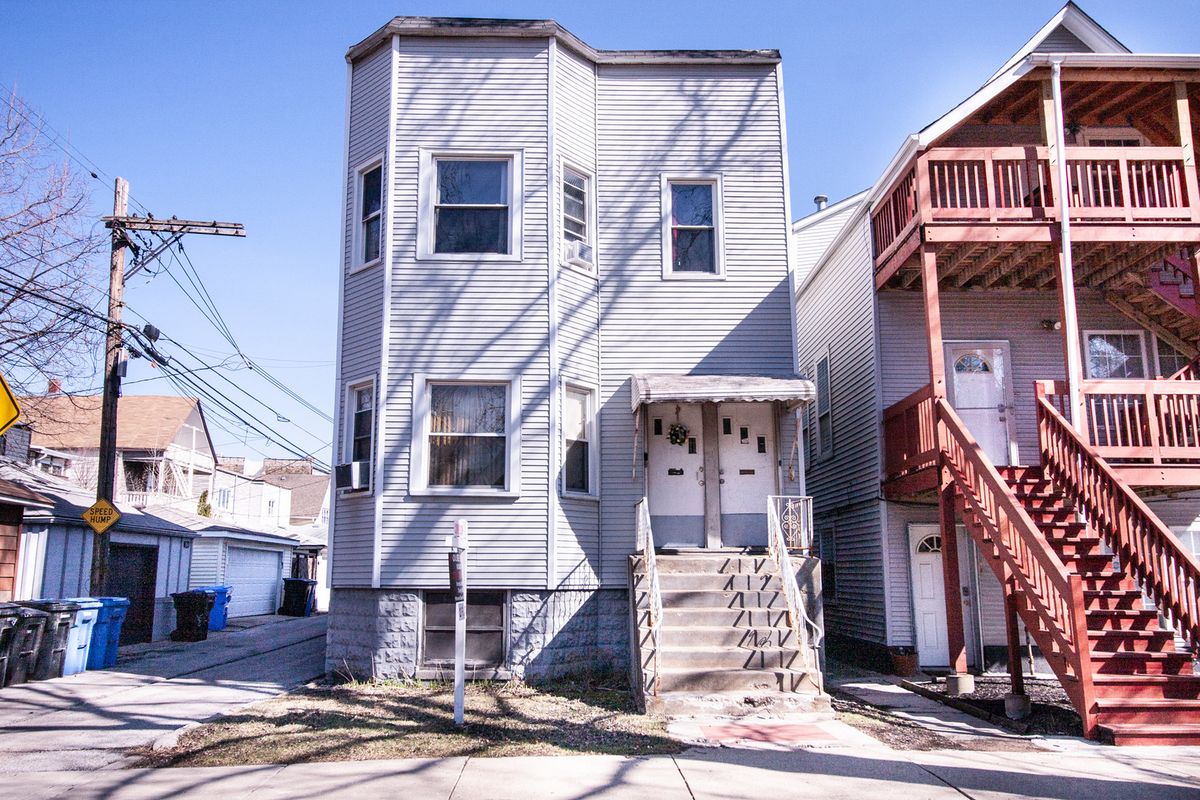 2545 Monticello Avenue, Chicago, IL 60647