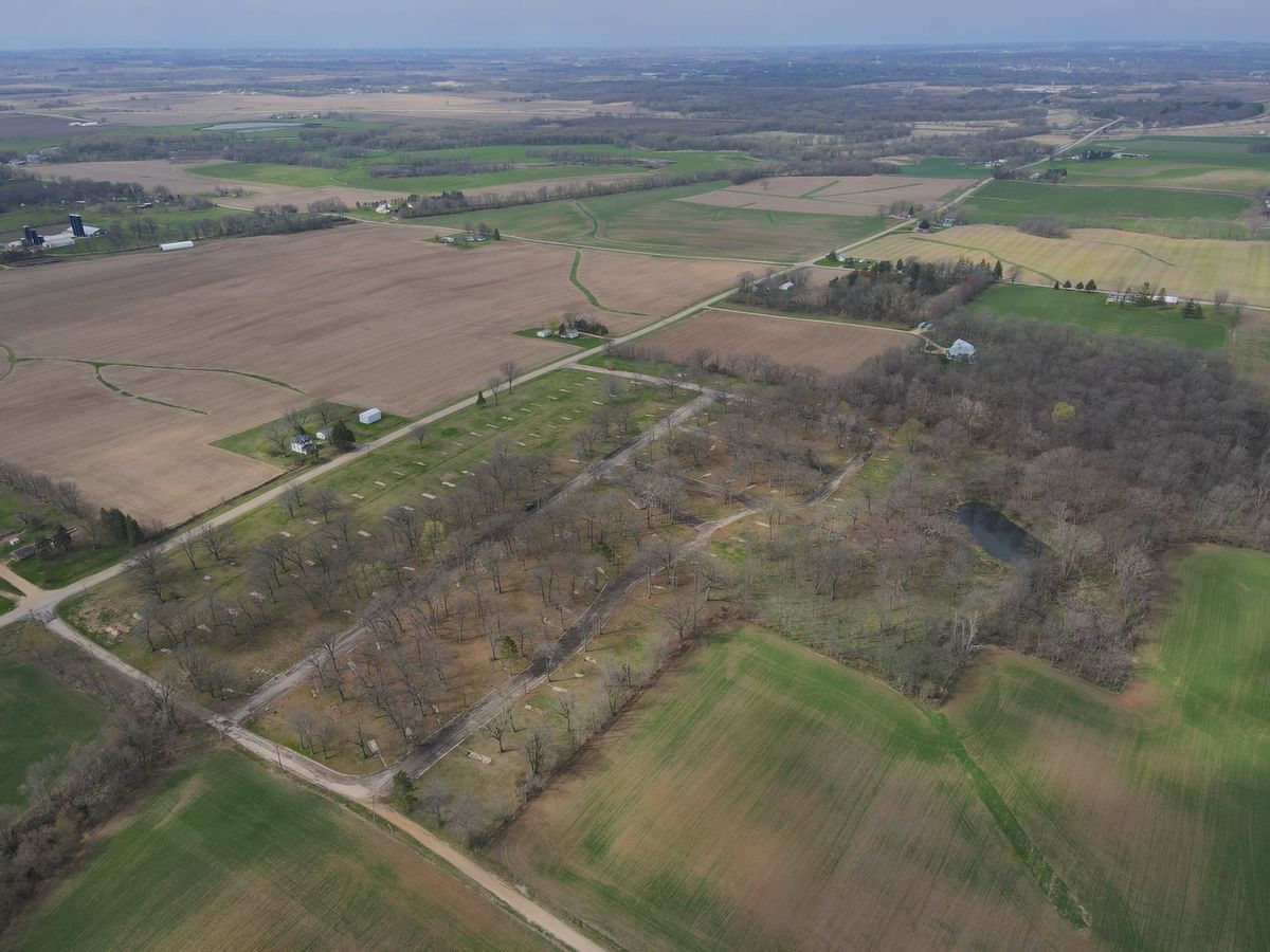 4500 E. River Road, Ridott, IL 61067