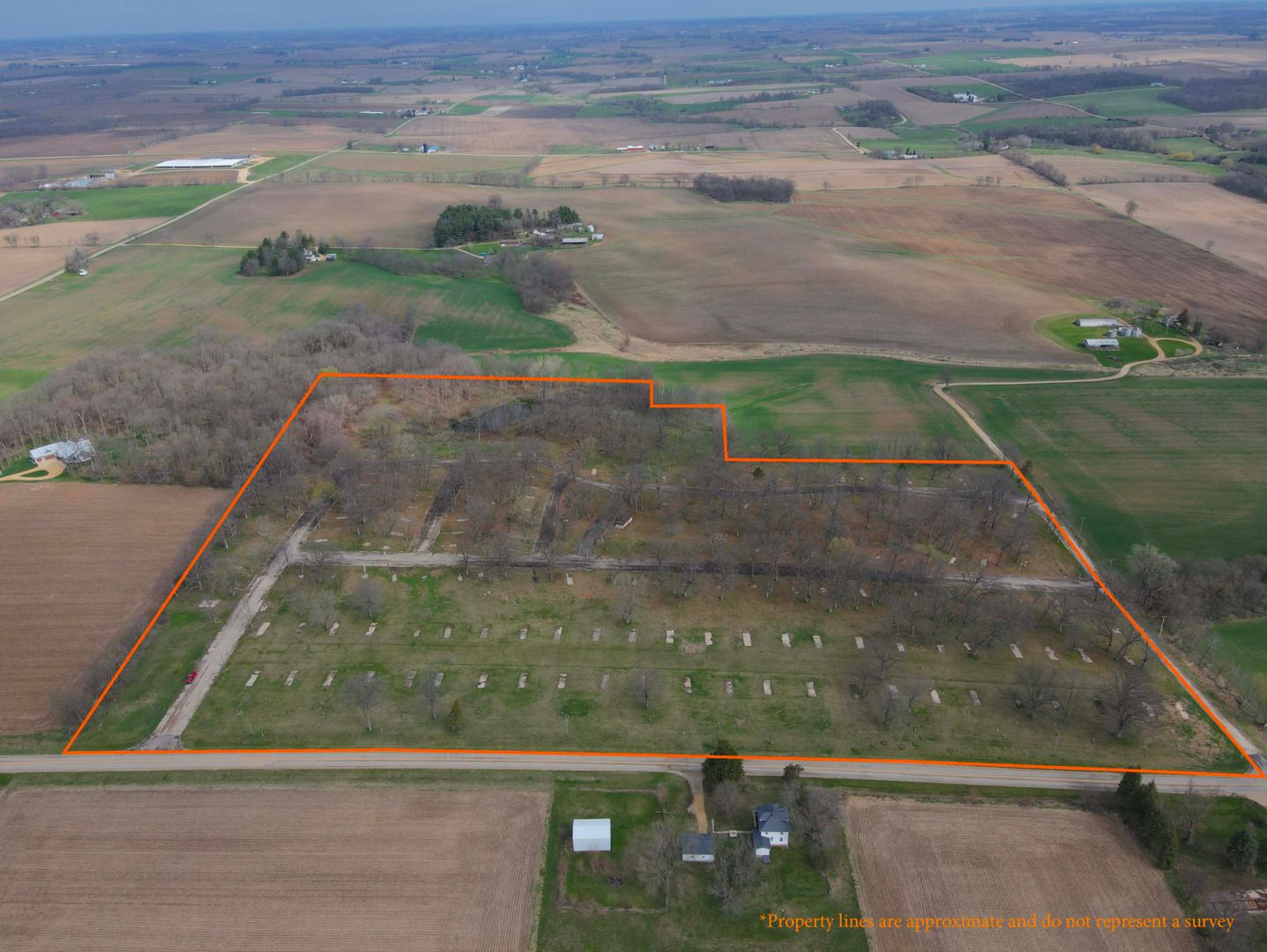 4500 E. River Road — Ridott, IL 61067