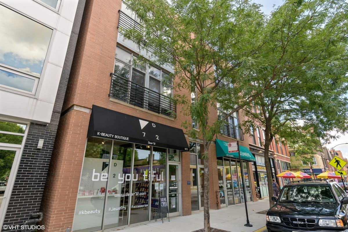 1872 Damen Avenue, Chicago, IL 60647