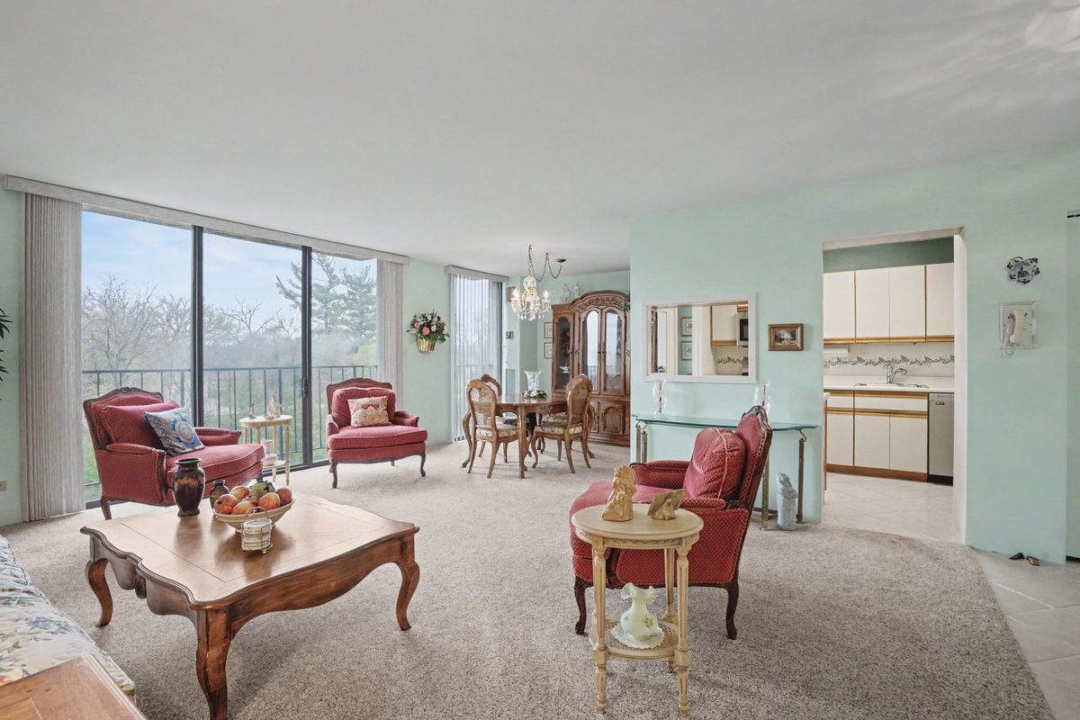 1800 7TH Street, East Moline, IL 61244